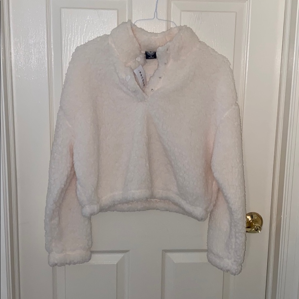 Pacsun Cropped White Sherpa